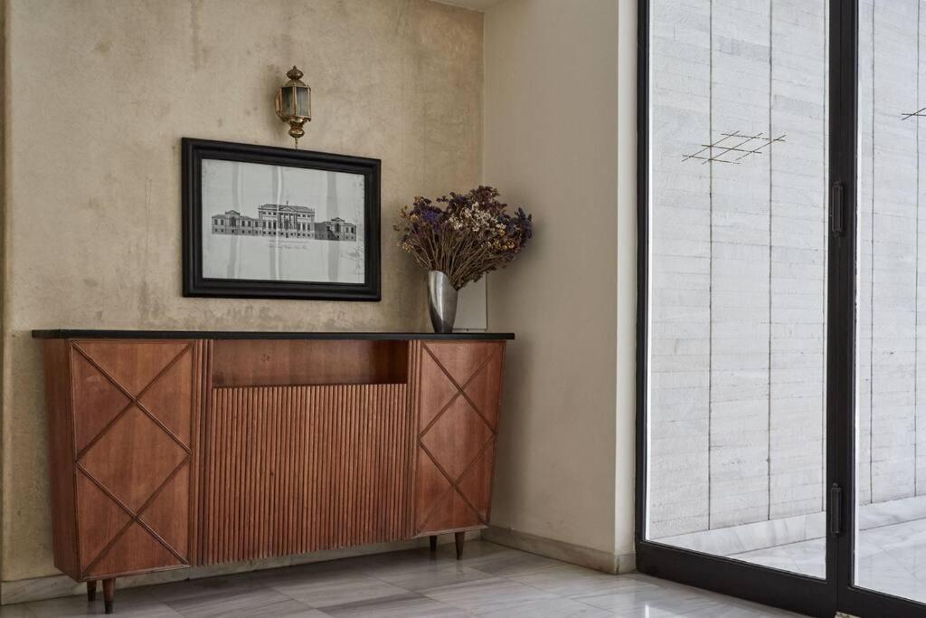 Chic N Bright 3Bd Apt With Hilton View Athen Eksteriør billede